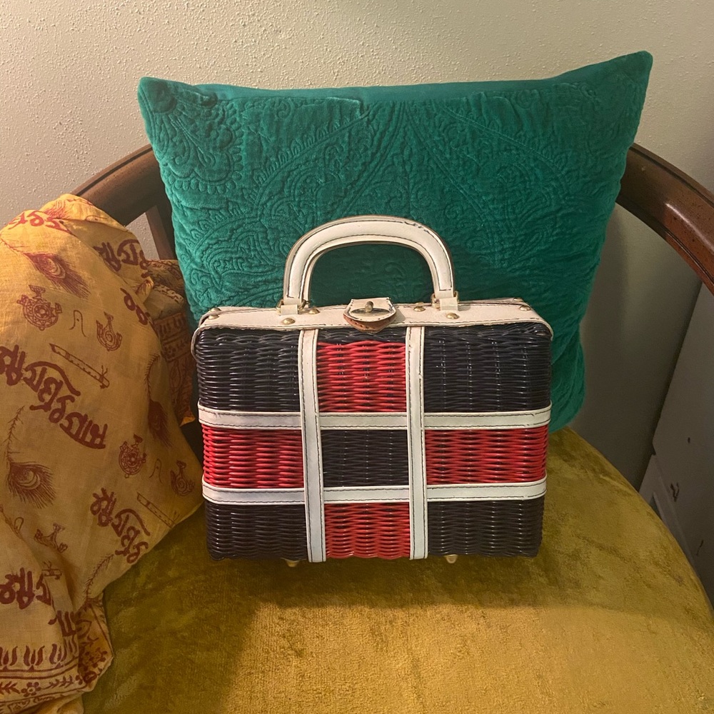 Vintage 60’s woven bag